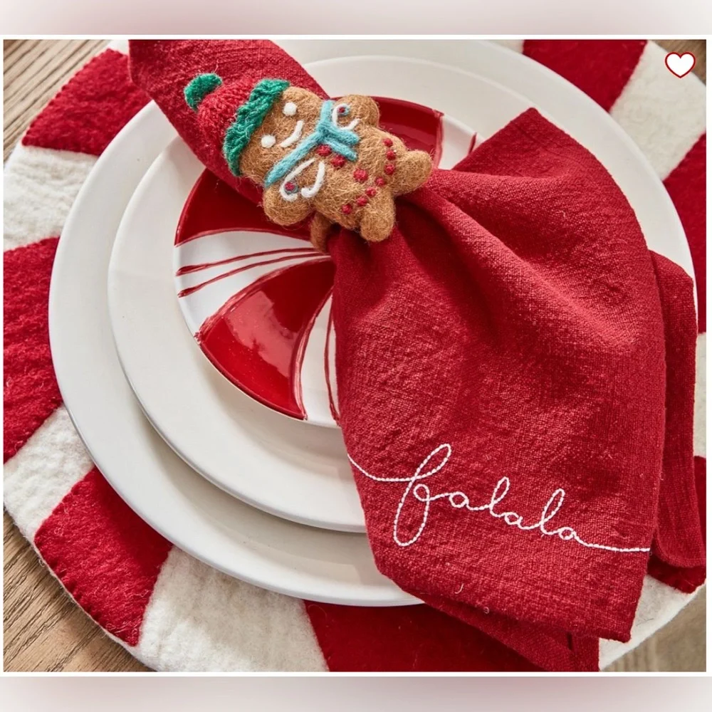 Pottery Barn Gingerbread Napkin Rings - Set of 4